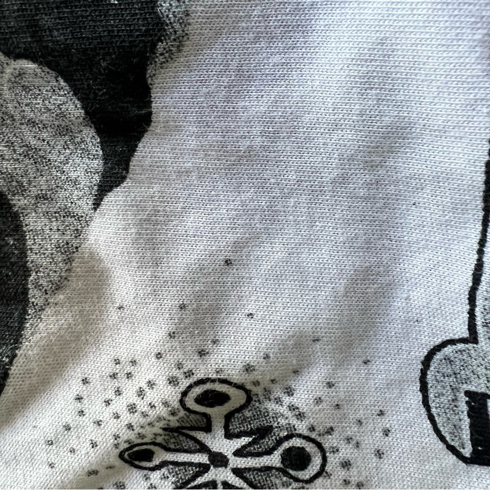 The Nike Tee Dri-Fit Graphic Tee Shirt - Picture 4 of 4